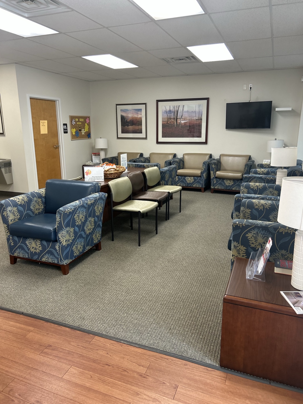 The welcoming patient waiting room at Palmetto Free Clinic